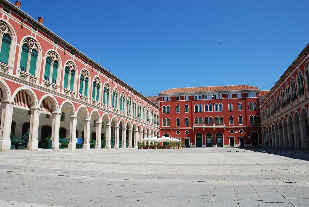 Fairy Of The Seas Apartments Split Exterior foto